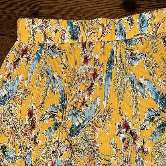 Status by Chenault size L floral skirt - Picture 3 of 5